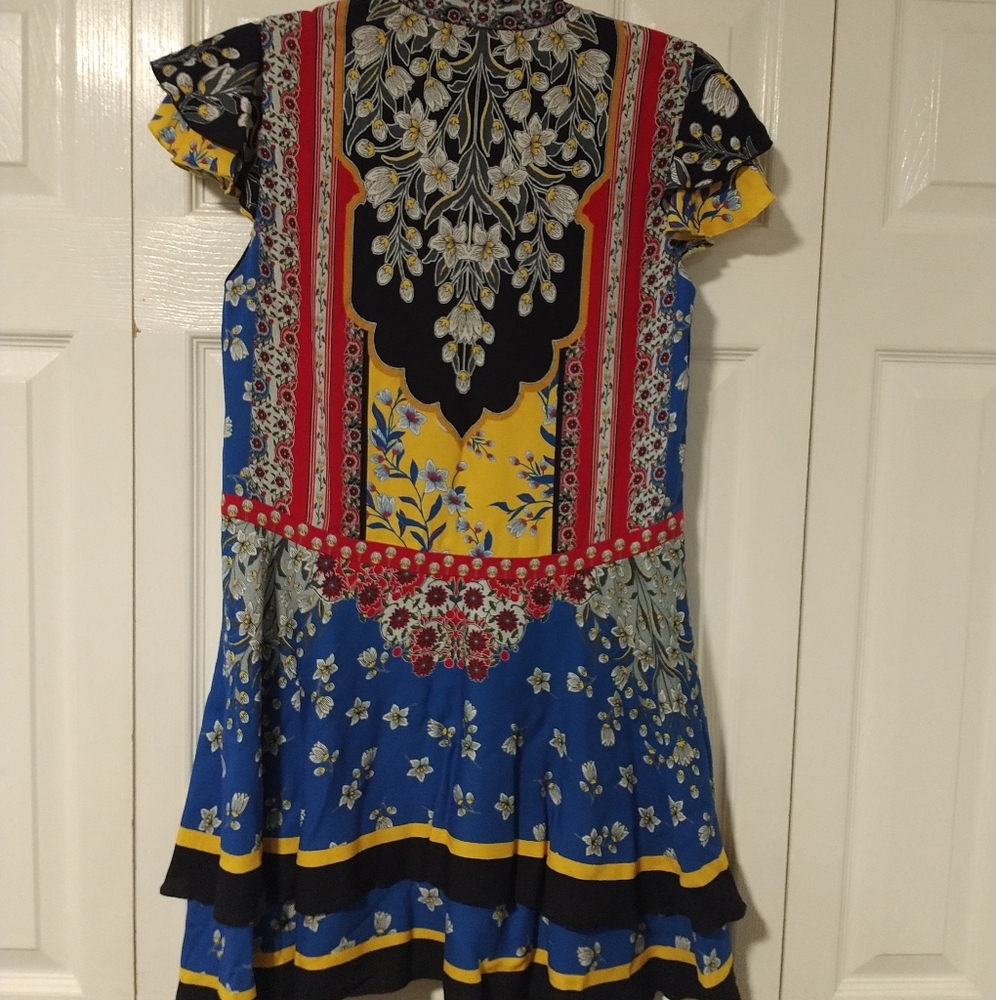 Alice + Olivia Moore Flutter Sleeve Dress - Picture 10 of 16